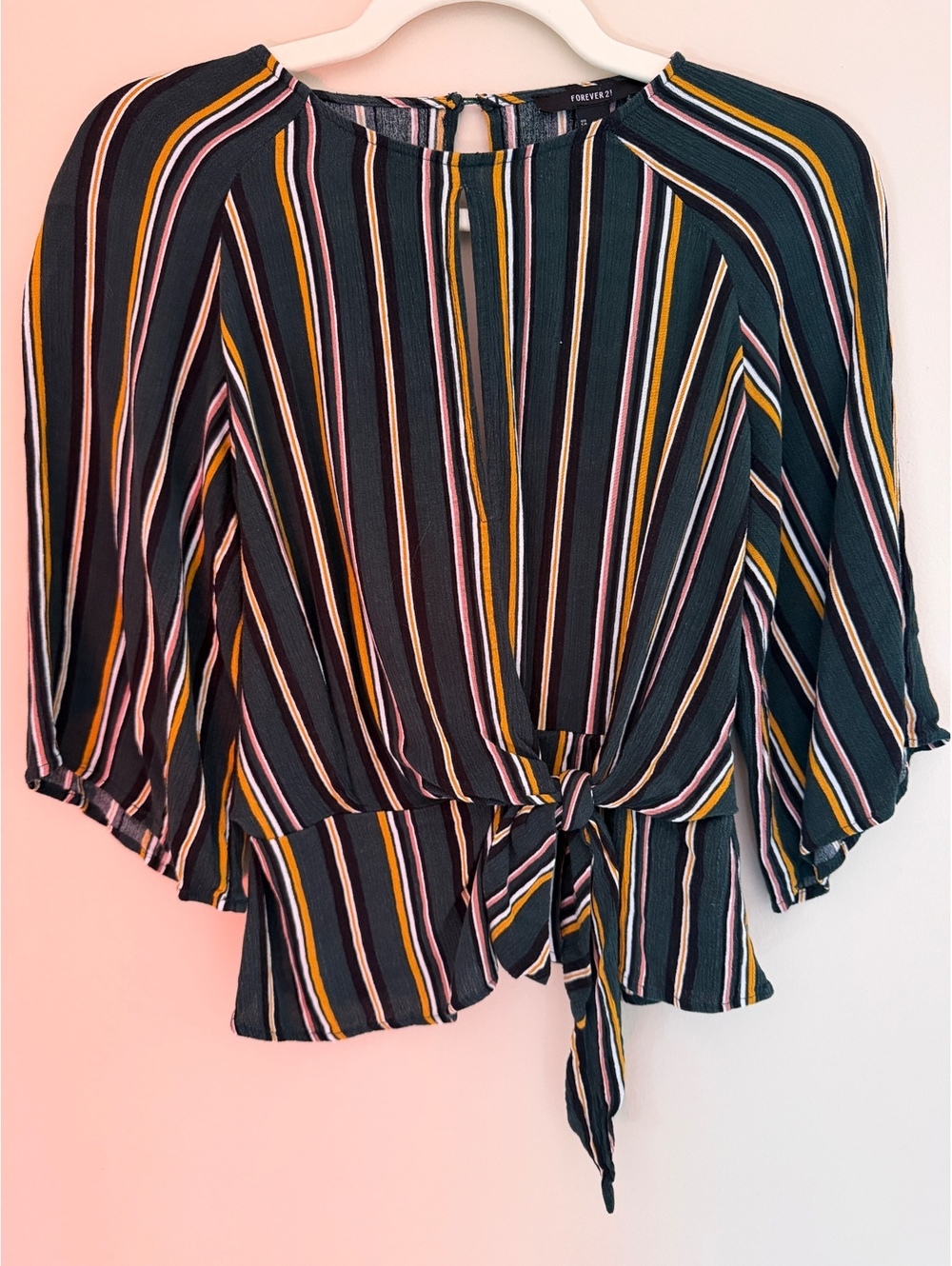 S Forever 21 keyhole striped top